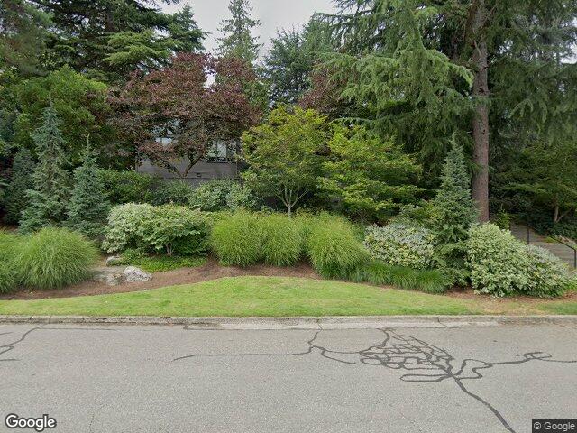2025 77th Ave NE, Medina, WA 98039