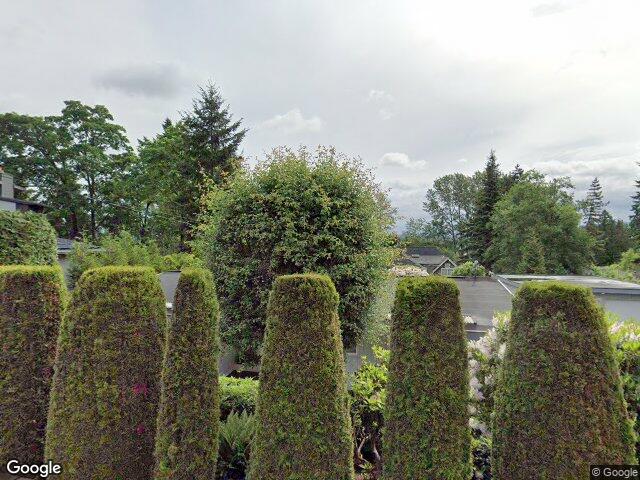 2434 73rd Ave SE, Mercer Island, WA 98040