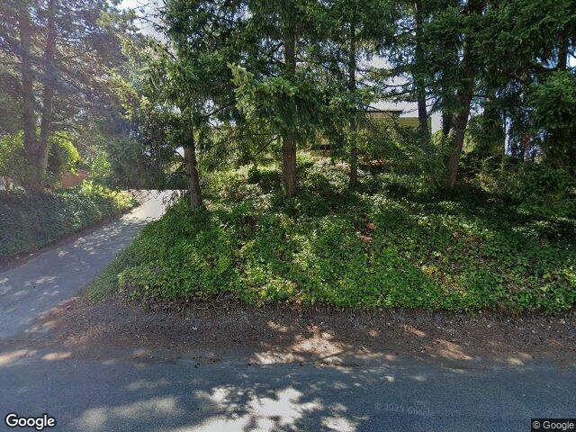3715 81st Avenue SE, Mercer Island, WA 98040