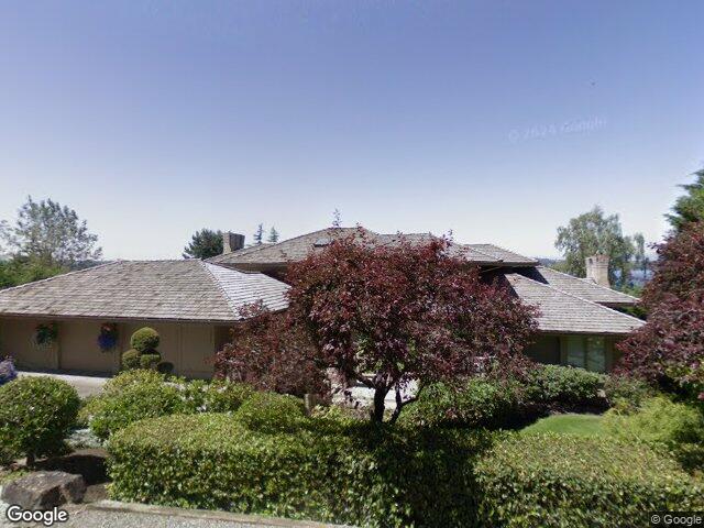 4715 81st Ave SE, Mercer Island, WA 98040