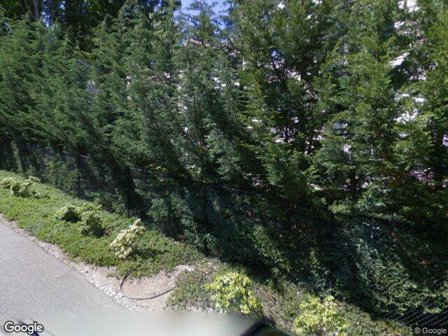 7549 SE 29th St #103, Mercer Island, WA 98040