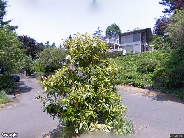 7710 Westwood Ln, Mercer Island, WA 98040