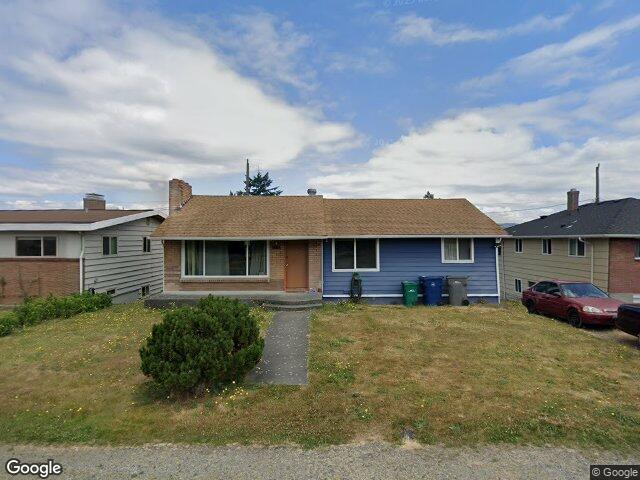 7716 S Mission Dr, Seattle, WA 98178