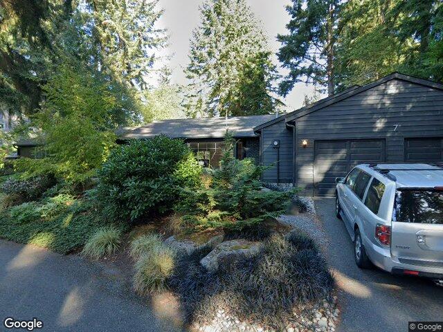 7 Lewis Ln, Mercer Island, WA 98040