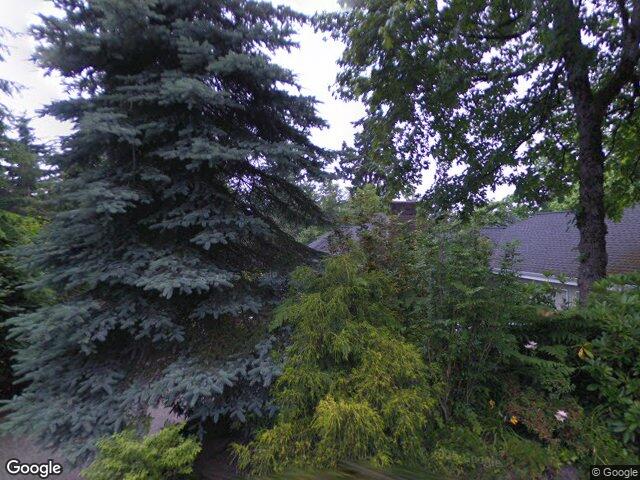 8402 SE 53rd Place, Mercer Island, WA 98040