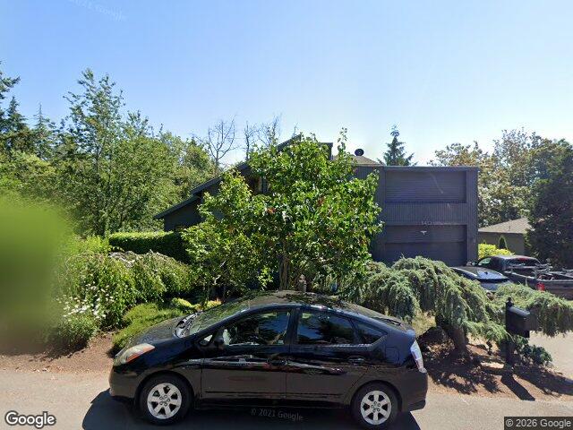 8410 SE 47th Pl, Mercer Island, WA 98040