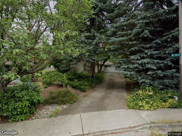 16442 NE 105th Pl, Redmond, WA 98052