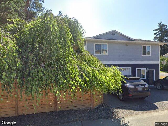 5858 156th Avenue NE, Redmond, WA 98052