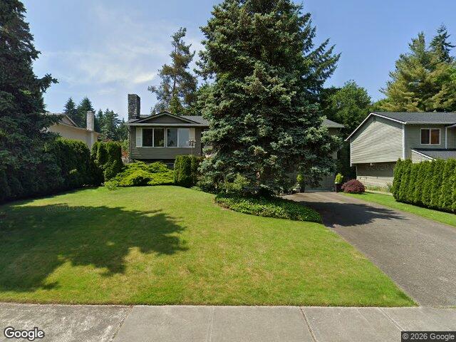 6711 144 Avenue NE, Redmond, WA