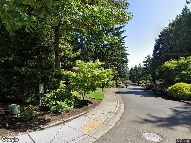 8513 139th Ave NE, Redmond, WA 98052