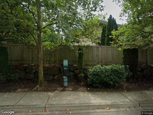 110 247th Avenue SE, Sammamish, WA 98074
