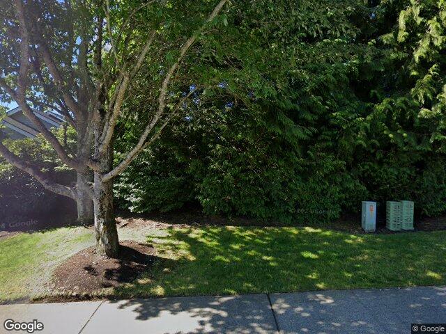 1855 Trossachs Blvd SE #203, Sammamish, WA 98074