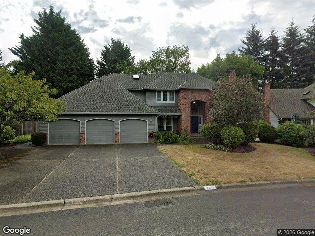 2122 221st Place NE, Sammamish, WA 98074