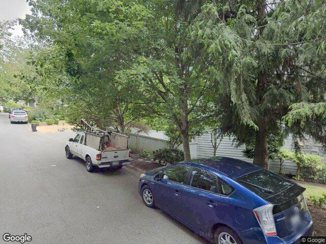 8901 94th Ave SE, Sammamish, WA 98074