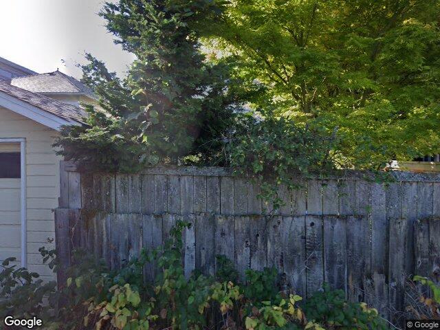 108 N 54th St, Seattle, WA 98103