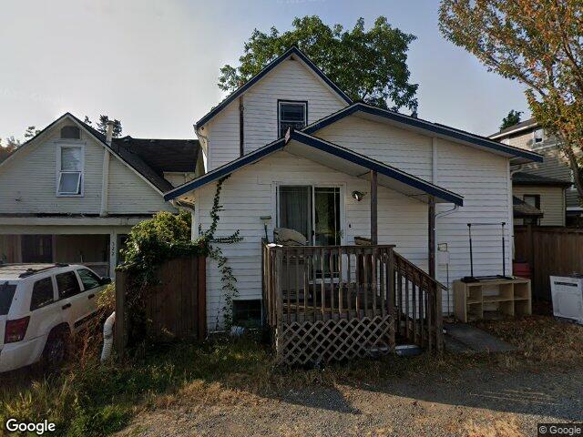 318 N 71st Street, Seattle, WA 98103