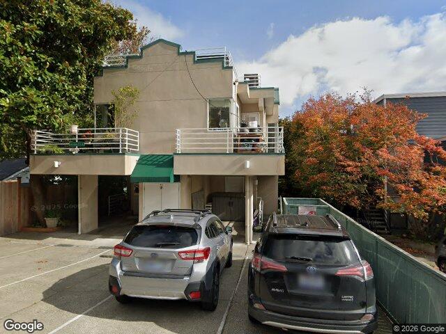 3661 Albion Pl N #2, Seattle, WA 98103