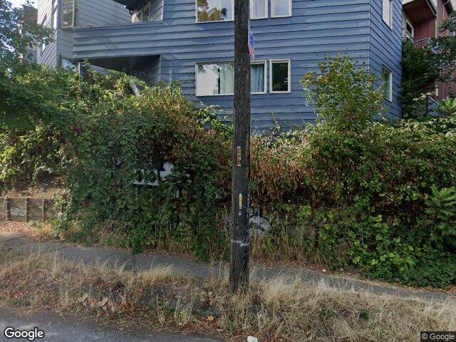 3812 Whitman Ave N, Seattle, WA 98103