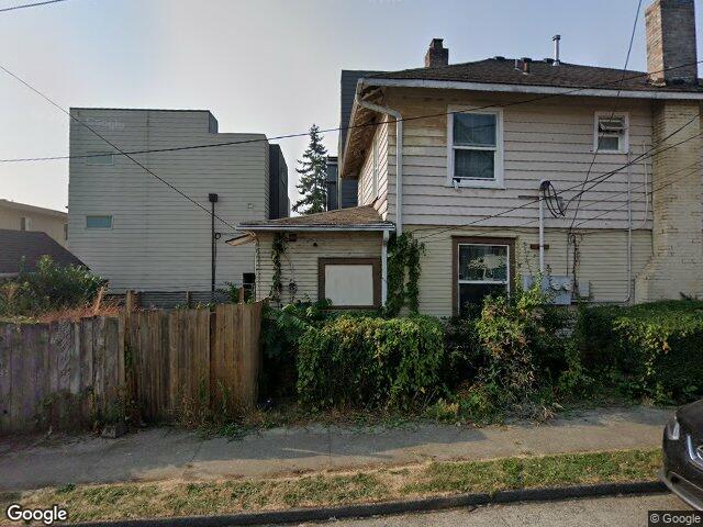 4222 Linden Avenue N, Seattle, WA 98103