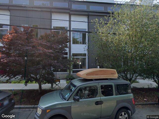 4420 Midvale Avenue N, Seattle, WA 98103
