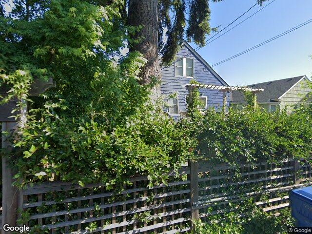 7348 Keen Way N, Seattle, WA 98103