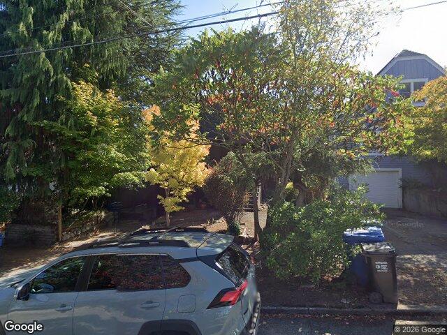 933 N 84th St, Seattle, WA 98103