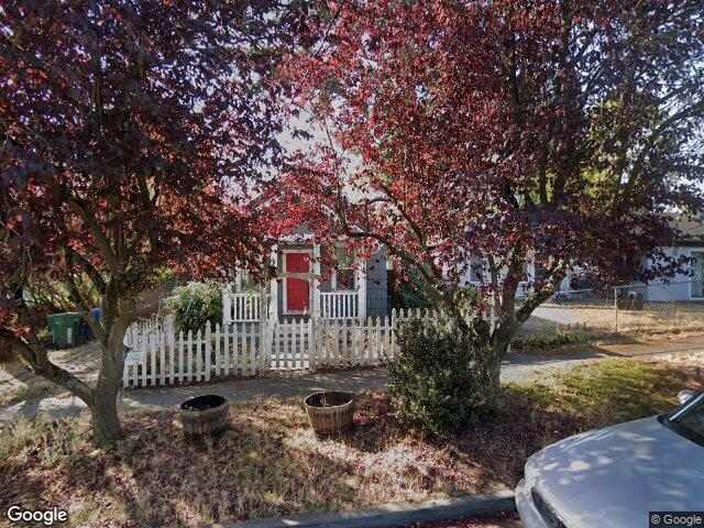 937 N 88th St, Seattle, WA 98103