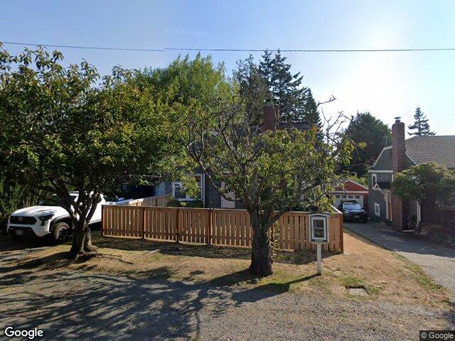 9716 Dayton Avenue N, Seattle, WA 98103