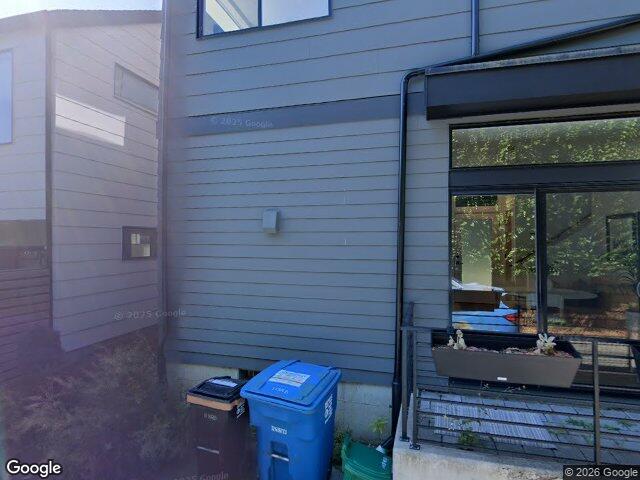 1130 32nd Avenue E, Seattle, WA 98112