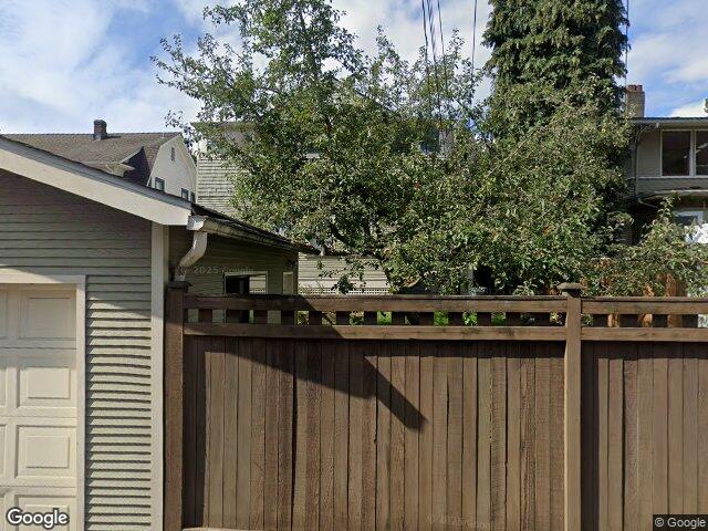 806 15th Ave E, Seattle, WA 98112