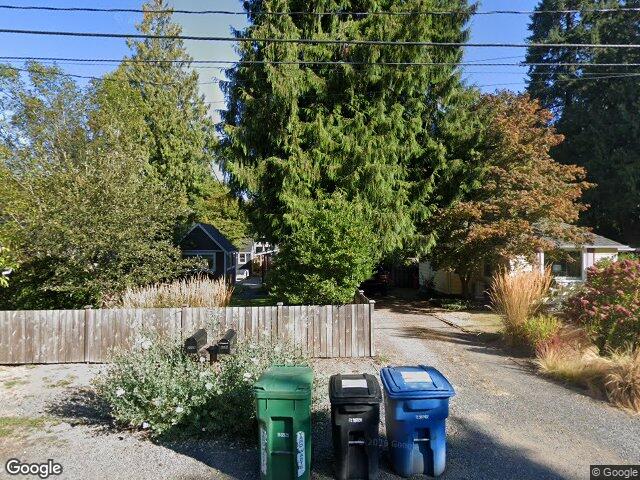 3040 NE 86th St, Seattle, WA 98115