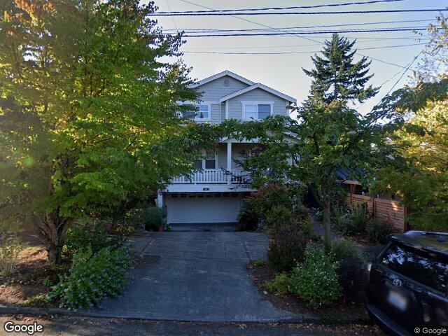 621 NE 77th St, Seattle, WA 98115