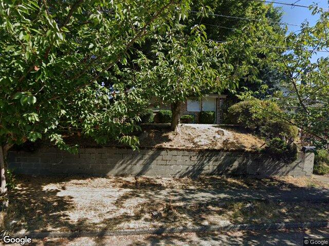 7050 21st Ave NE, Seattle, WA 98115