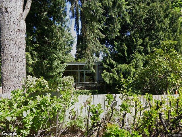 8504 43rd Ave NE, Seattle, WA 98115