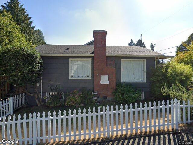 8526 17th Avenue NE, Seattle, WA 98115