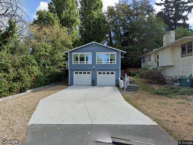 9526 4th Ave NE, Seattle, WA 98115