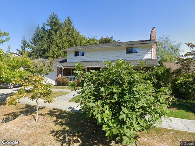 9652 42nd Ave NE, Seattle, WA 98115