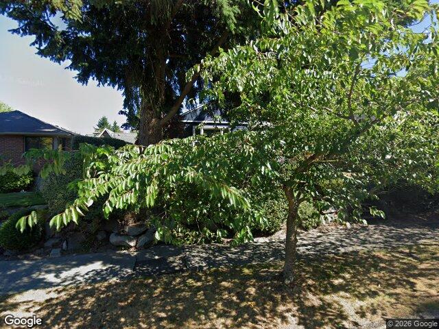 1606 42nd Ave SW, Seattle, WA 98116