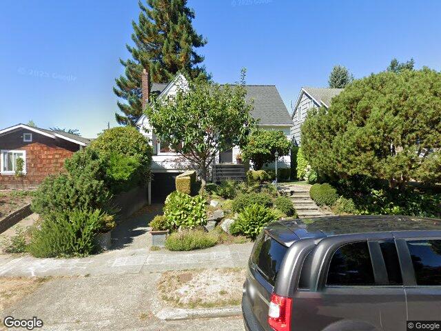 3829 45th Avenue SW, Seattle, WA 98116