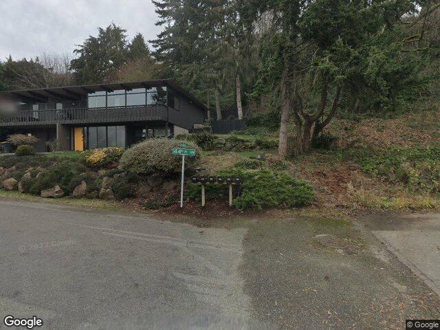 9711 44th Street SW #A&B, Seattle, WA 98136